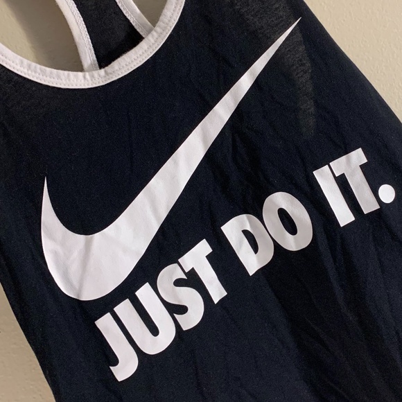 Nike Tank Top - Picture 3 of 5